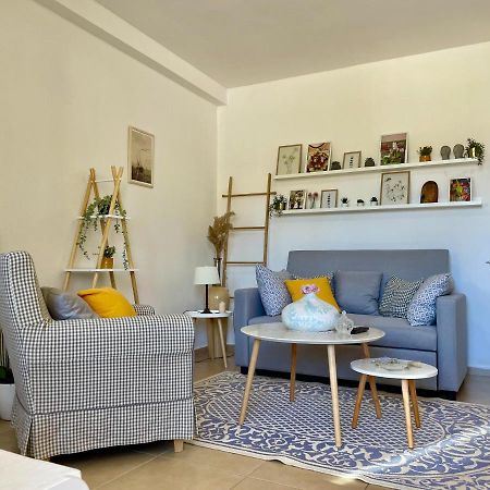 Sea Breeze - Light Villa Bouzaíika Екстериор снимка