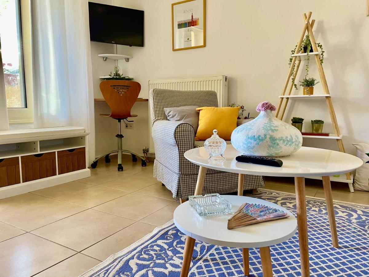 Sea Breeze - Light Villa Bouzaíika Екстериор снимка