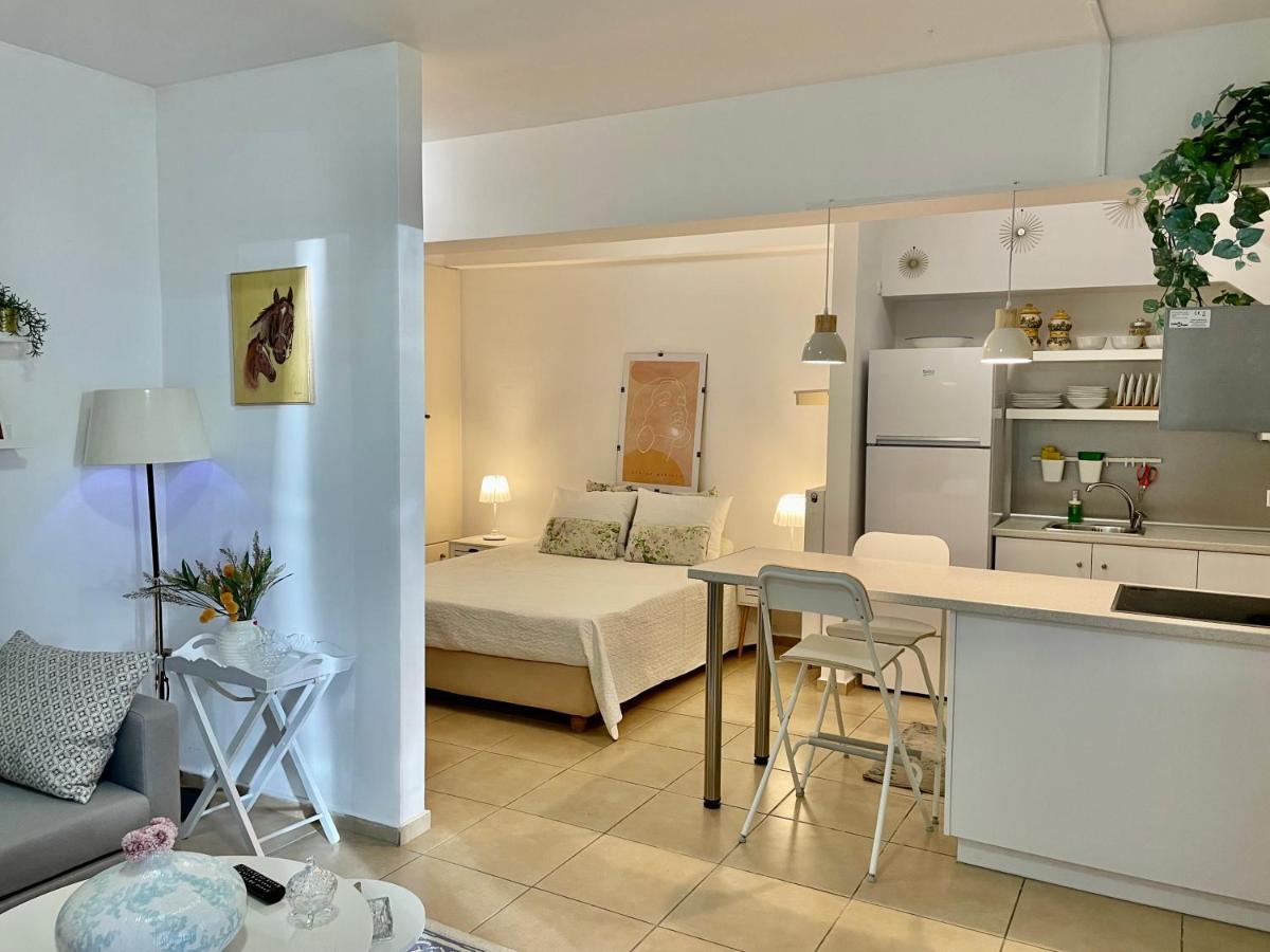 Sea Breeze - Light Villa Bouzaíika Екстериор снимка