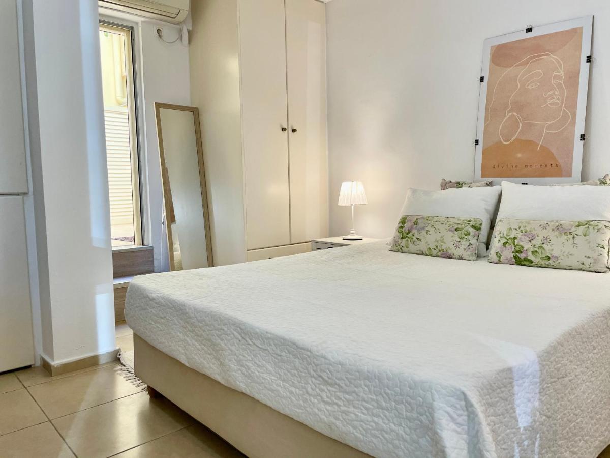 Sea Breeze - Light Villa Bouzaíika Екстериор снимка
